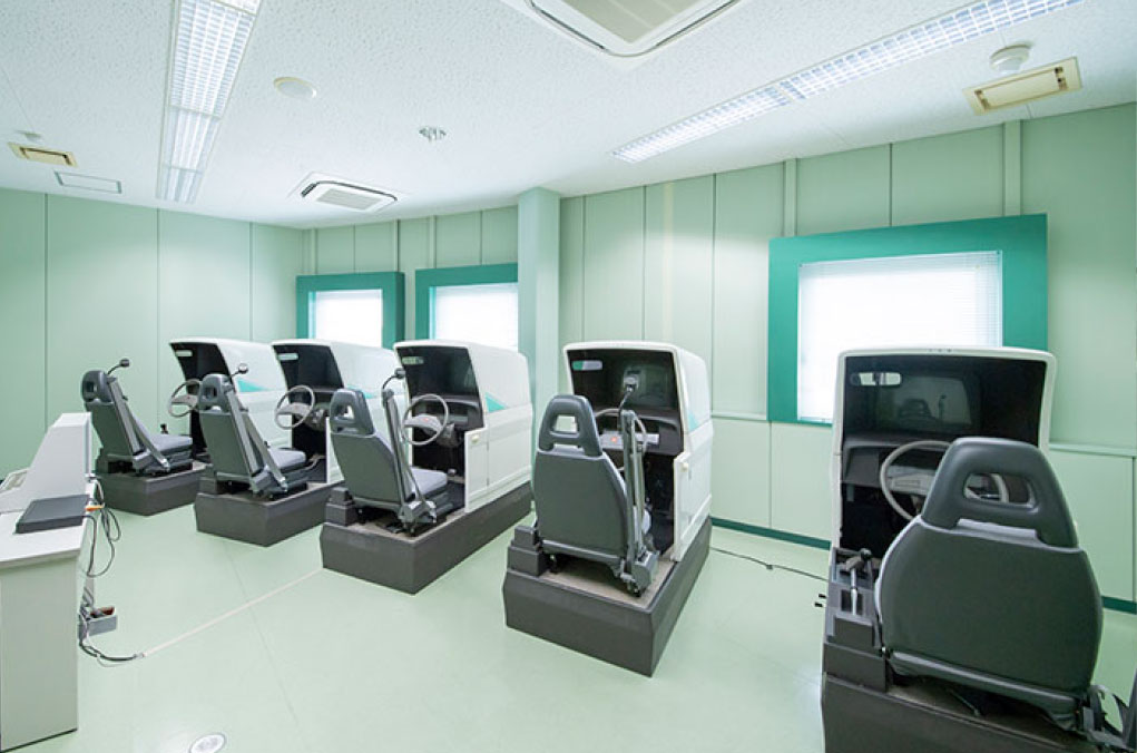 普通車カートレーチャー(East)